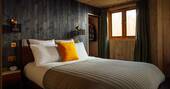King size bed
